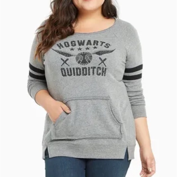 Harry Potter hogwarts quidditch gray long sleeve pocked sweater never worn - Picture 1 of 6
